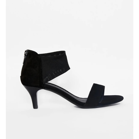 Pelle Moda Shoes - Pelle Moda Black Suede Heels🌹Excellent Condition